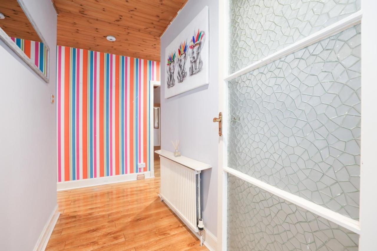 Beautiful 4 Bedroom Cottage - Ideal Location - Free Parking Edinburgh Kültér fotó