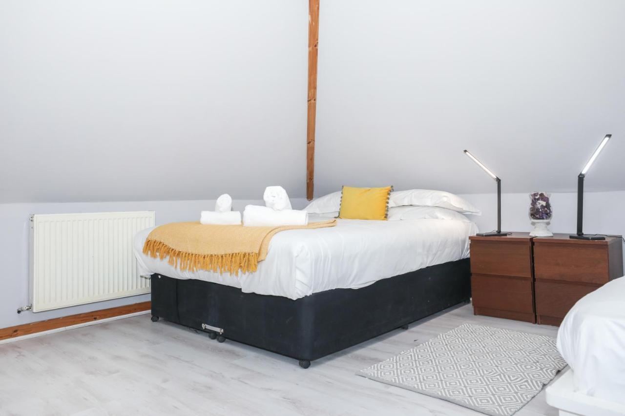 Beautiful 4 Bedroom Cottage - Ideal Location - Free Parking Edinburgh Kültér fotó