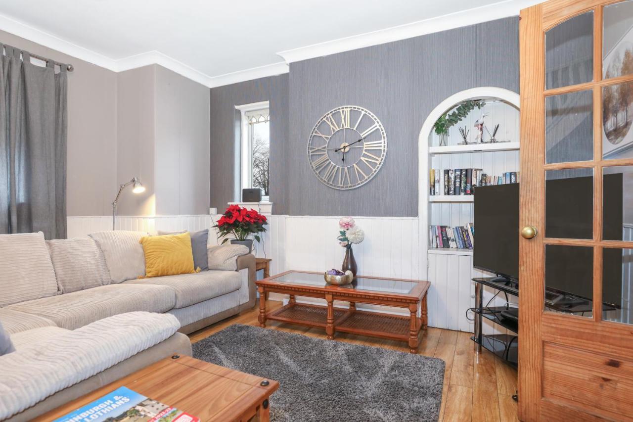 Beautiful 4 Bedroom Cottage - Ideal Location - Free Parking Edinburgh Kültér fotó