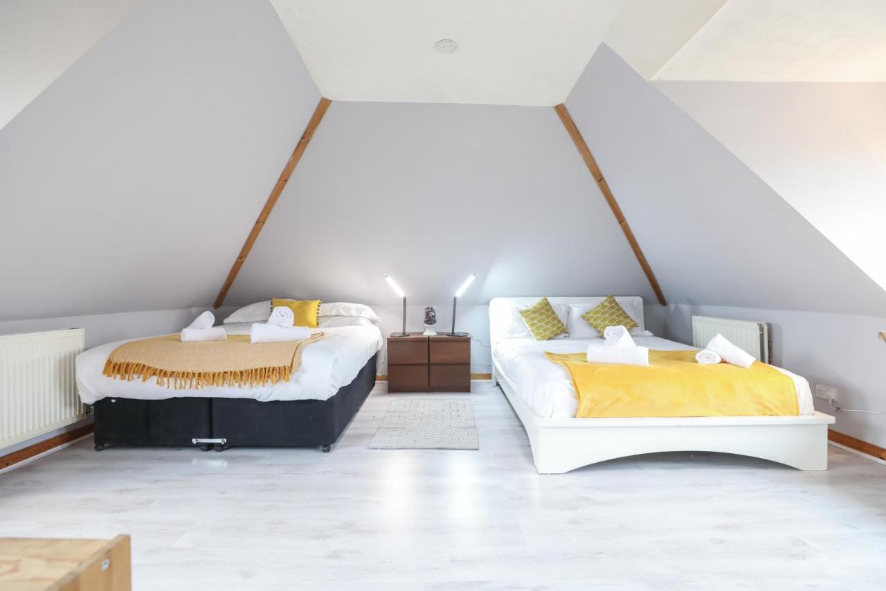 Beautiful 4 Bedroom Cottage - Ideal Location - Free Parking Edinburgh Kültér fotó