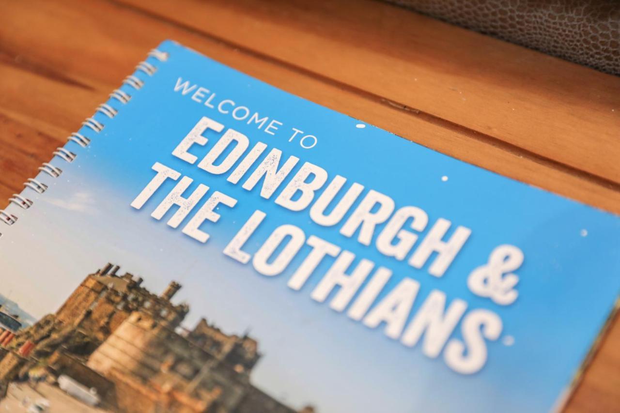 Beautiful 4 Bedroom Cottage - Ideal Location - Free Parking Edinburgh Kültér fotó