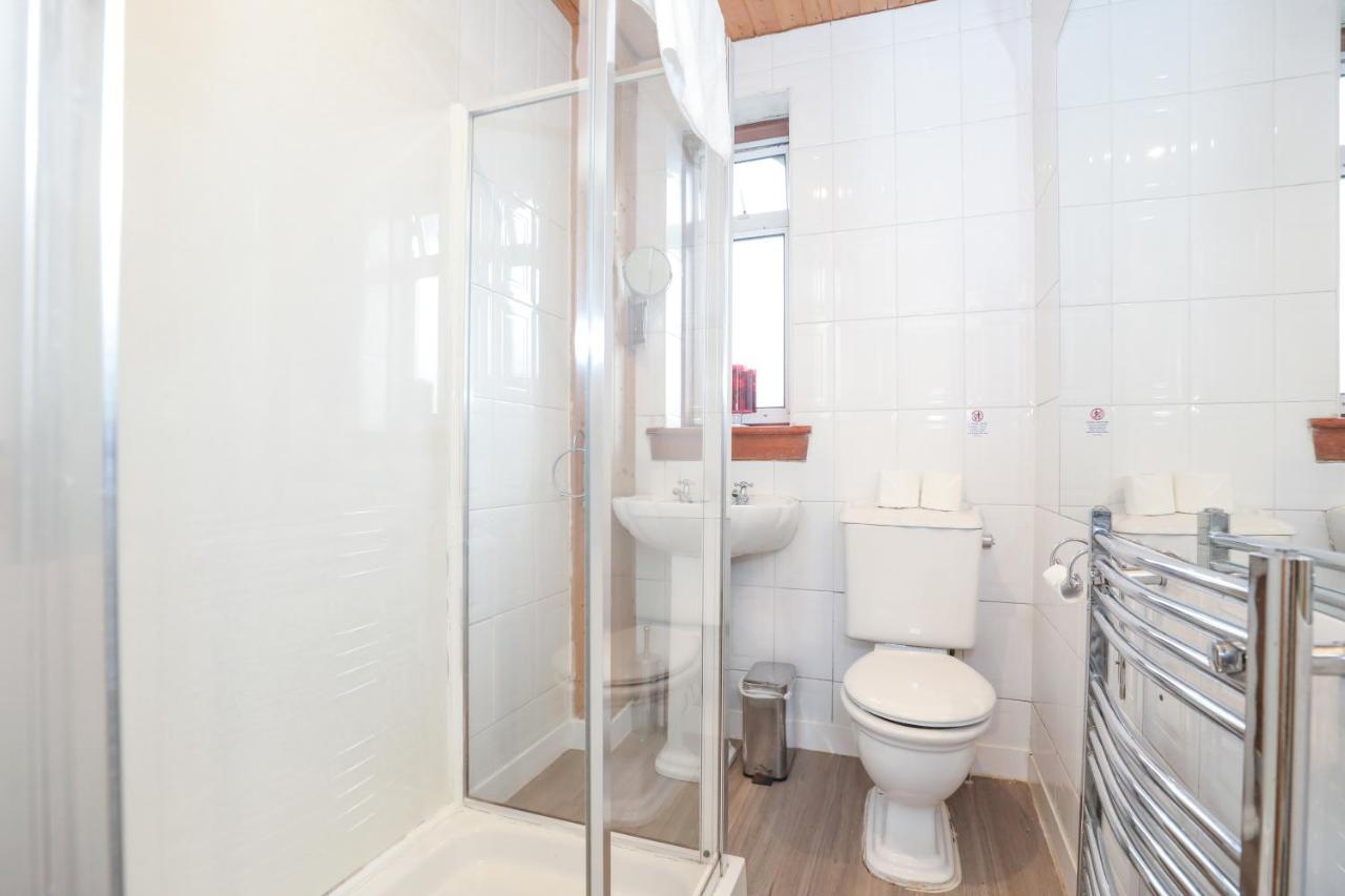 Beautiful 4 Bedroom Cottage - Ideal Location - Free Parking Edinburgh Kültér fotó
