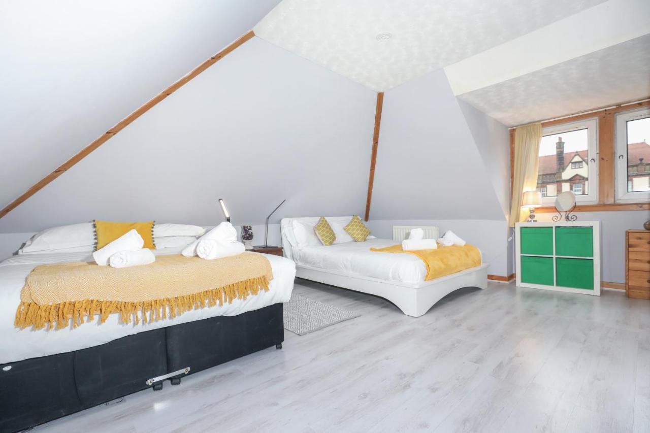 Beautiful 4 Bedroom Cottage - Ideal Location - Free Parking Edinburgh Kültér fotó