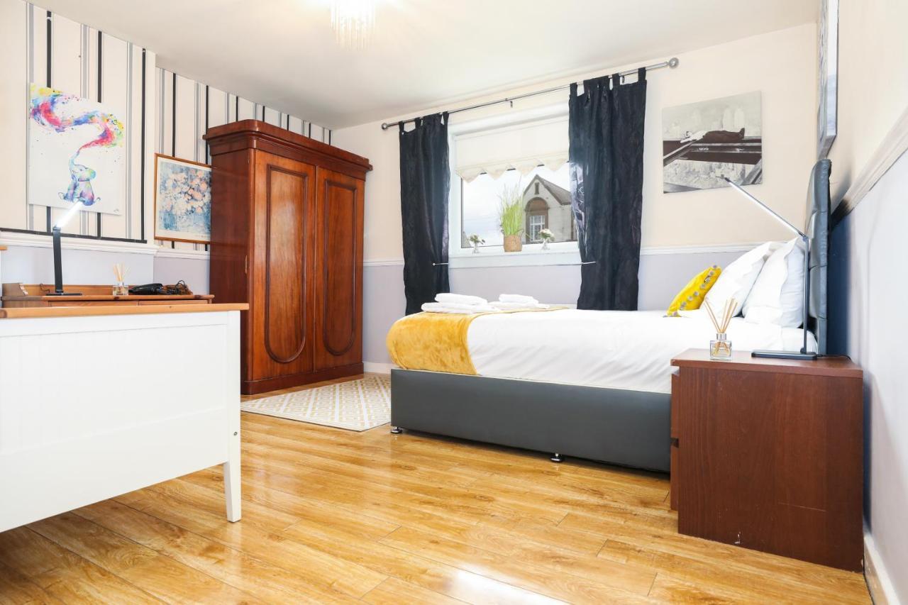 Beautiful 4 Bedroom Cottage - Ideal Location - Free Parking Edinburgh Kültér fotó